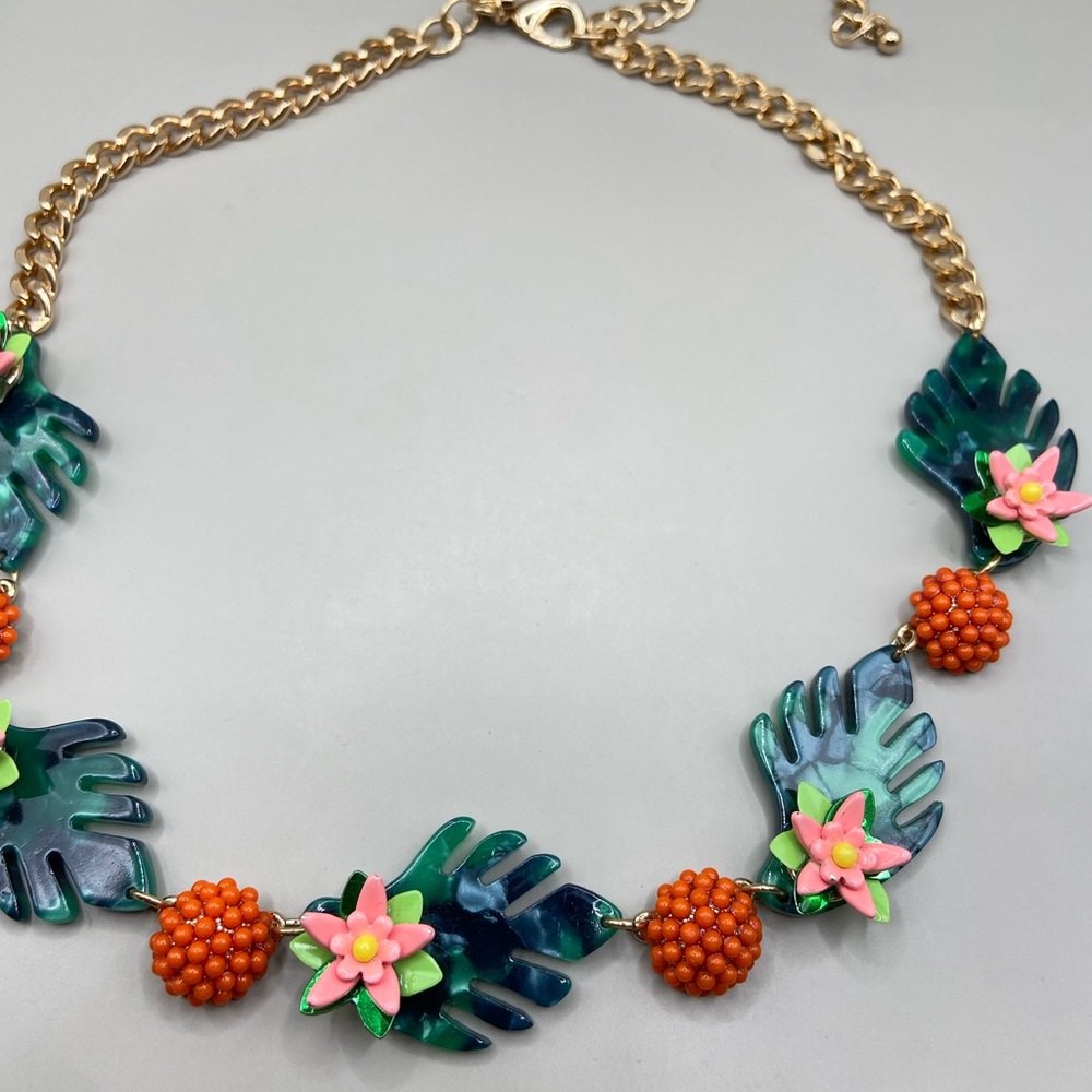 INC International Concepts Gold Tone Tropical Leaf Floral Statement Necklace - Picture 7 of 7